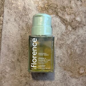 Florence by Mills Spotlight Toner